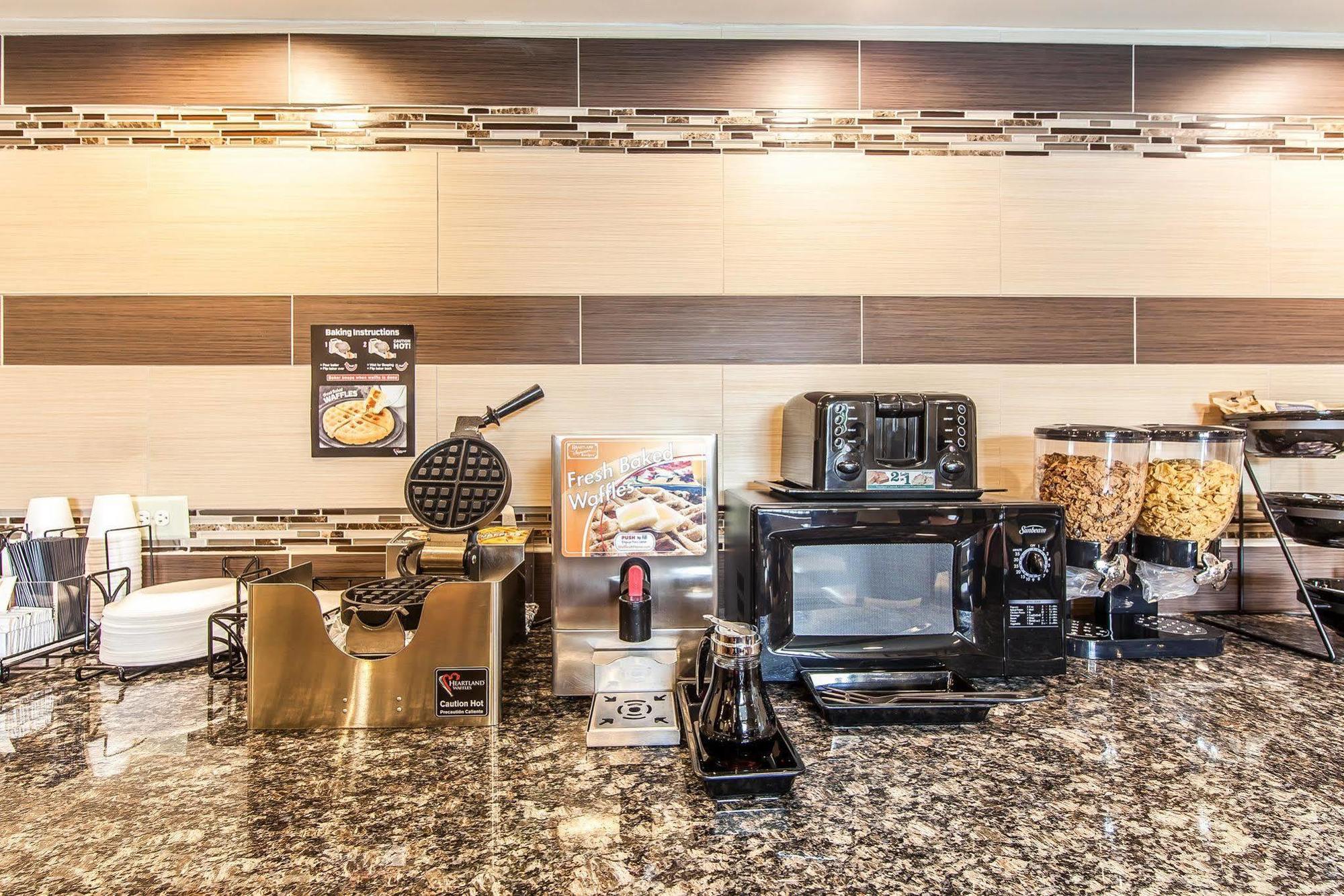 Econo Lodge Lenoir City Zewnętrze zdjęcie
