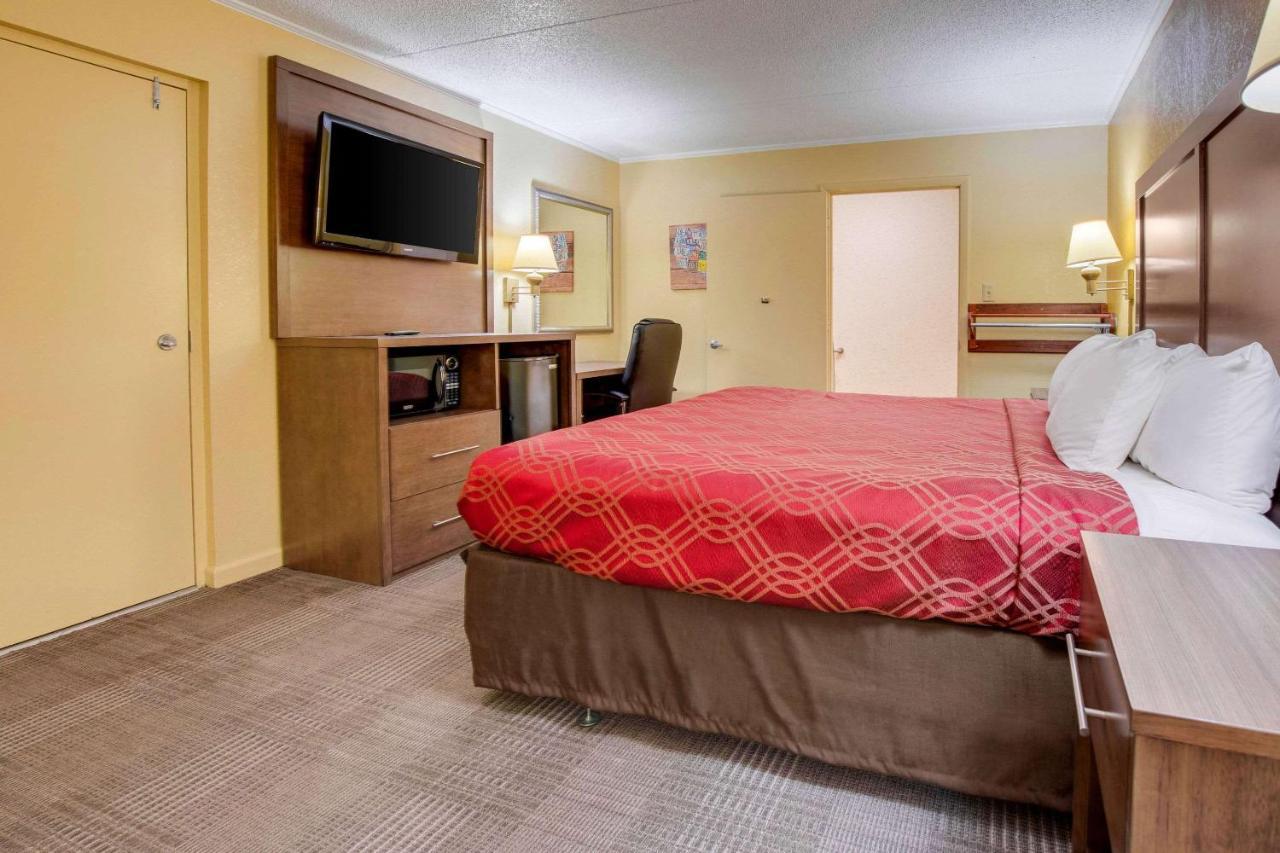 Econo Lodge Lenoir City Zewnętrze zdjęcie