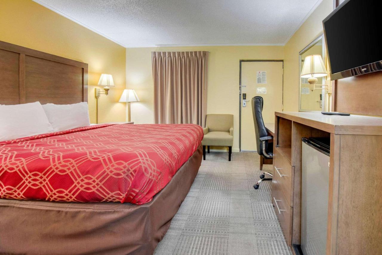 Econo Lodge Lenoir City Zewnętrze zdjęcie